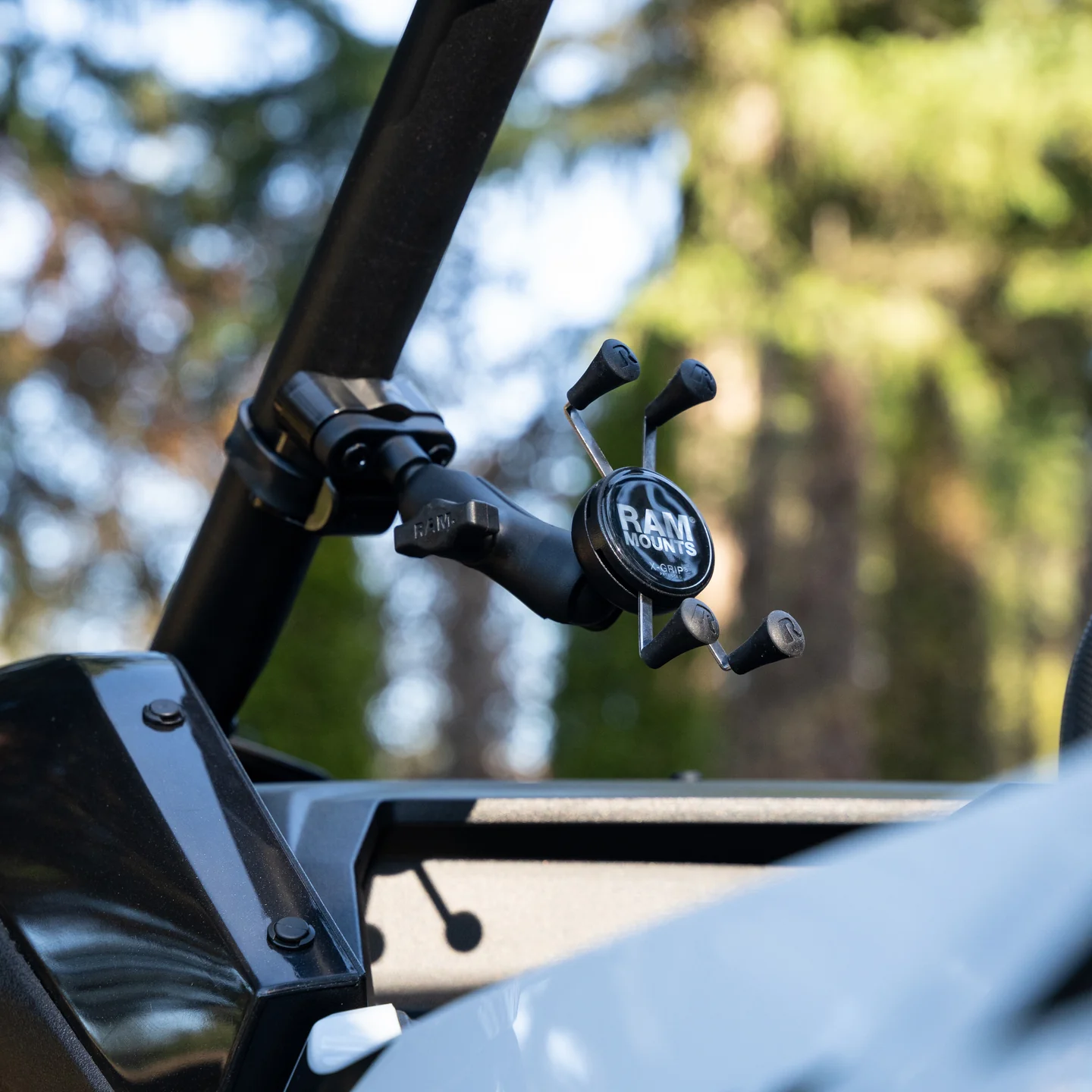 ram-x-grip-phone-mount-with-atvutv-rail-base